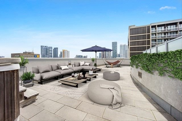 Preview image for 386 Yonge St #1407, Toronto