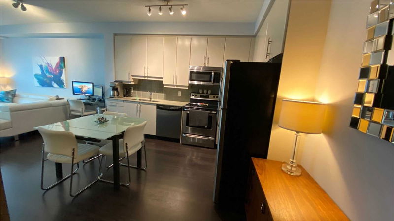 Preview image for 33 Bay St #4513, Toronto