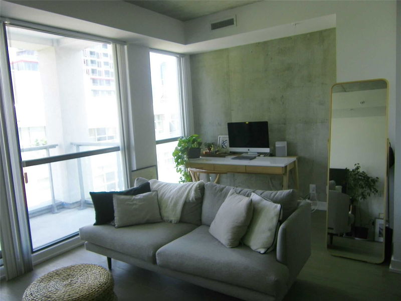 Preview image for 39 Brant St #909, Toronto