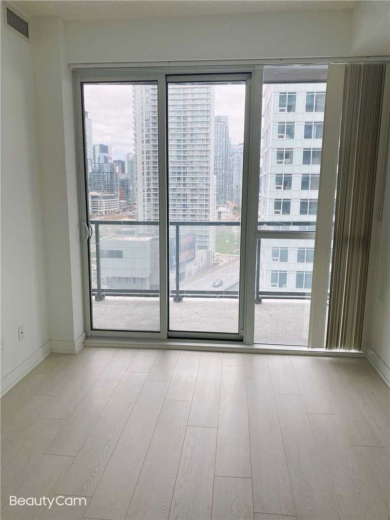 Preview image for 20 Bruyeres Mews #1707, Toronto