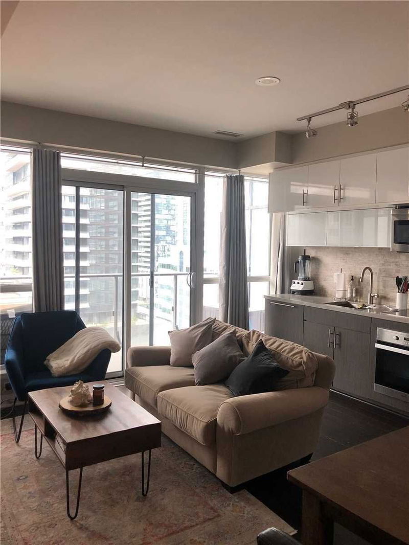 Preview image for 8 Mercer St #1310, Toronto