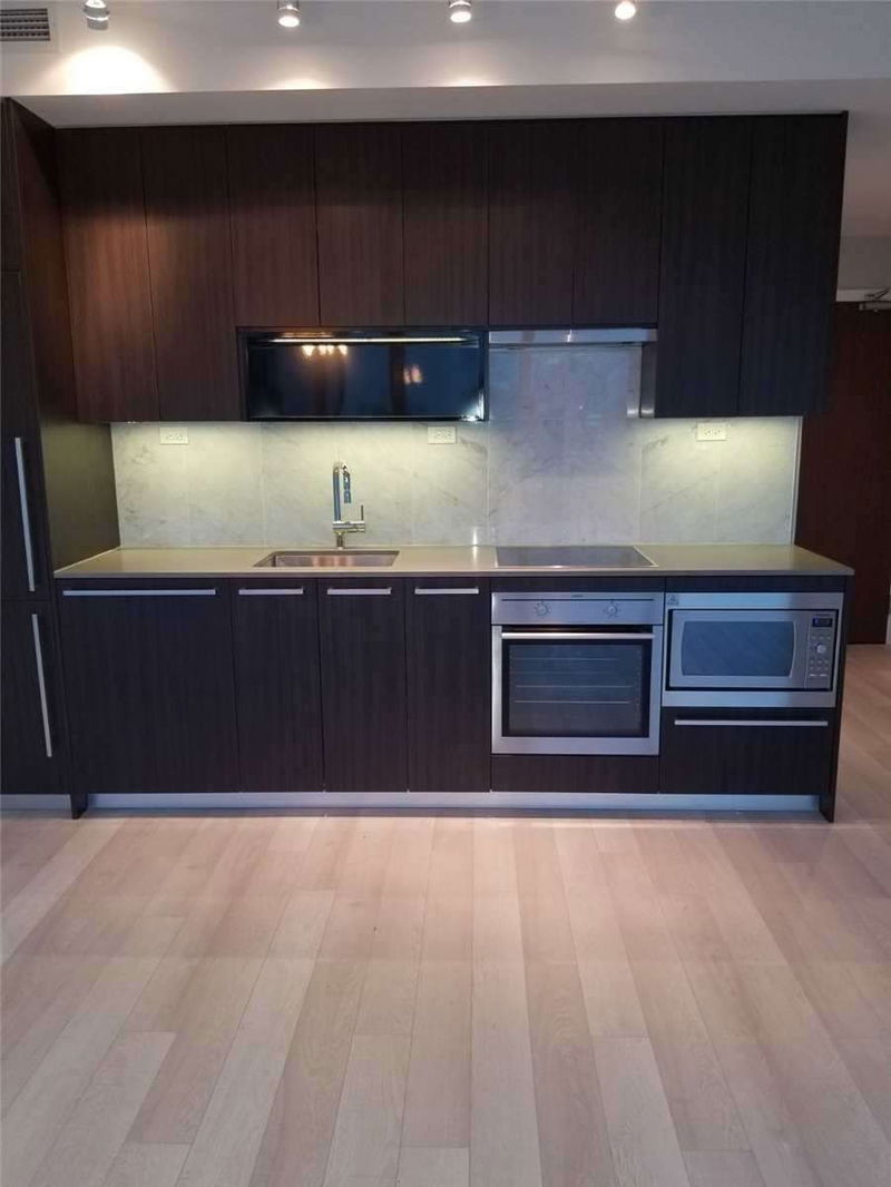 Preview image for 115 Mcmahon Dr #1812, Toronto