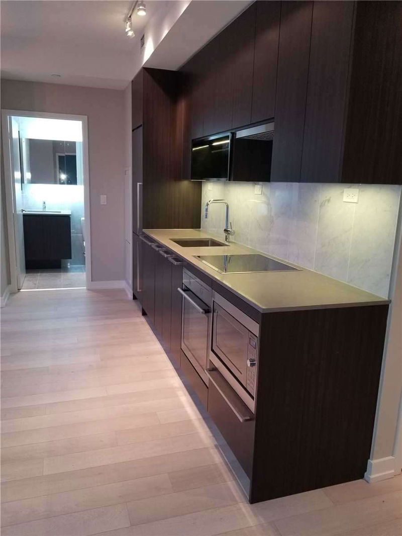 Preview image for 115 Mcmahon Dr #1812, Toronto