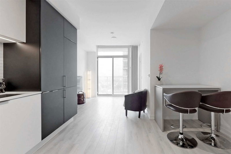 Preview image for 33 Helendale Ave #1301, Toronto