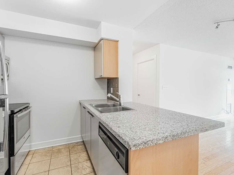 Preview image for 16 Harrison Garden Blvd #612, Toronto
