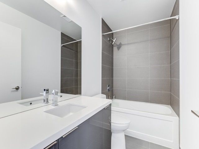 Preview image for 8 Eglinton Ave E #703, Toronto