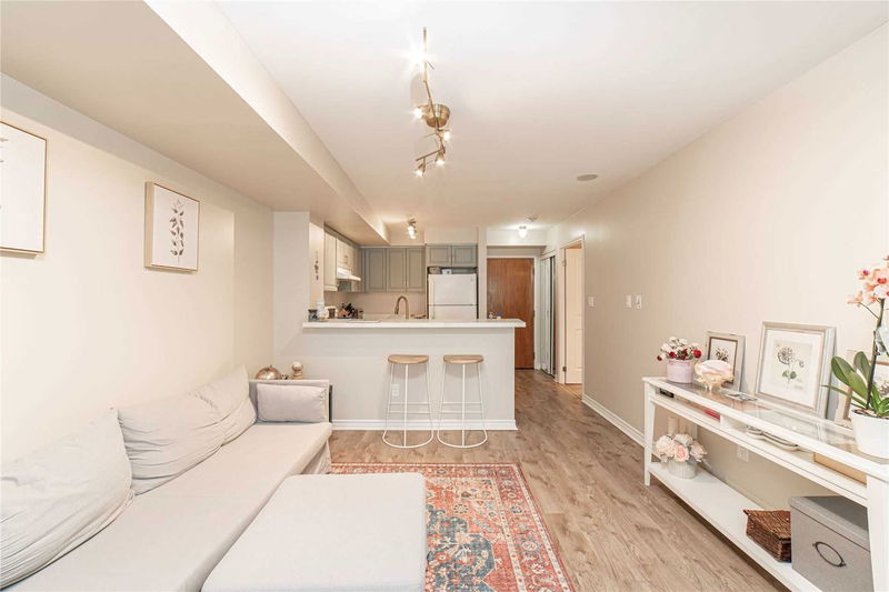 Preview image for 7 Lorraine Dr #1608, Toronto