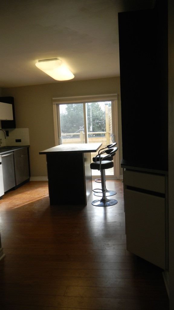 Preview image for 17 Garnet Ave, Toronto