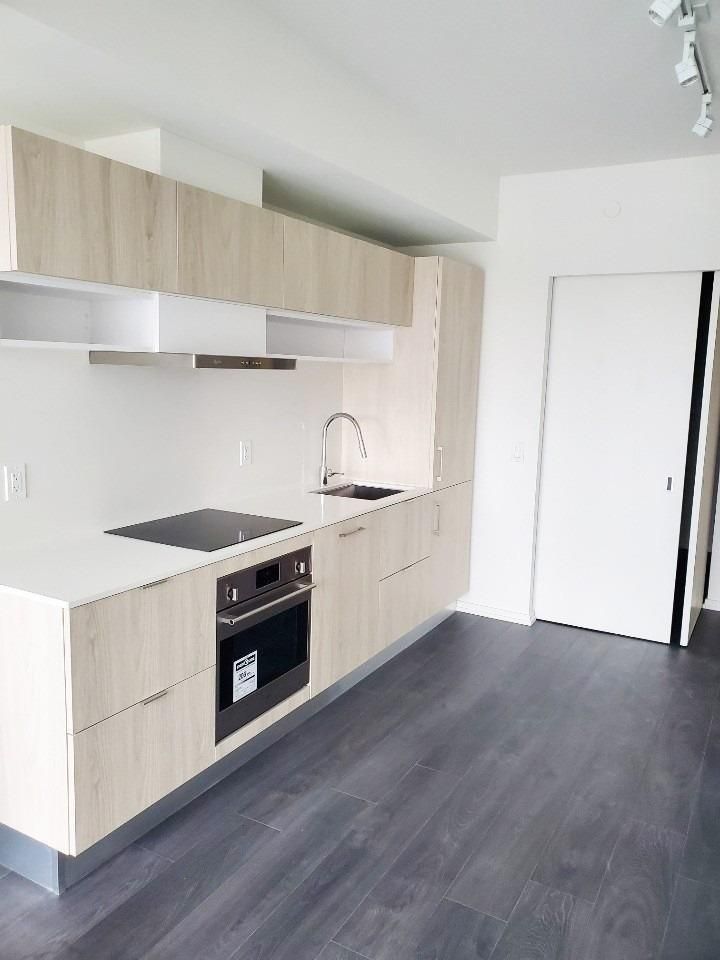 Preview image for 8 Hillsdale Ave E #621, Toronto