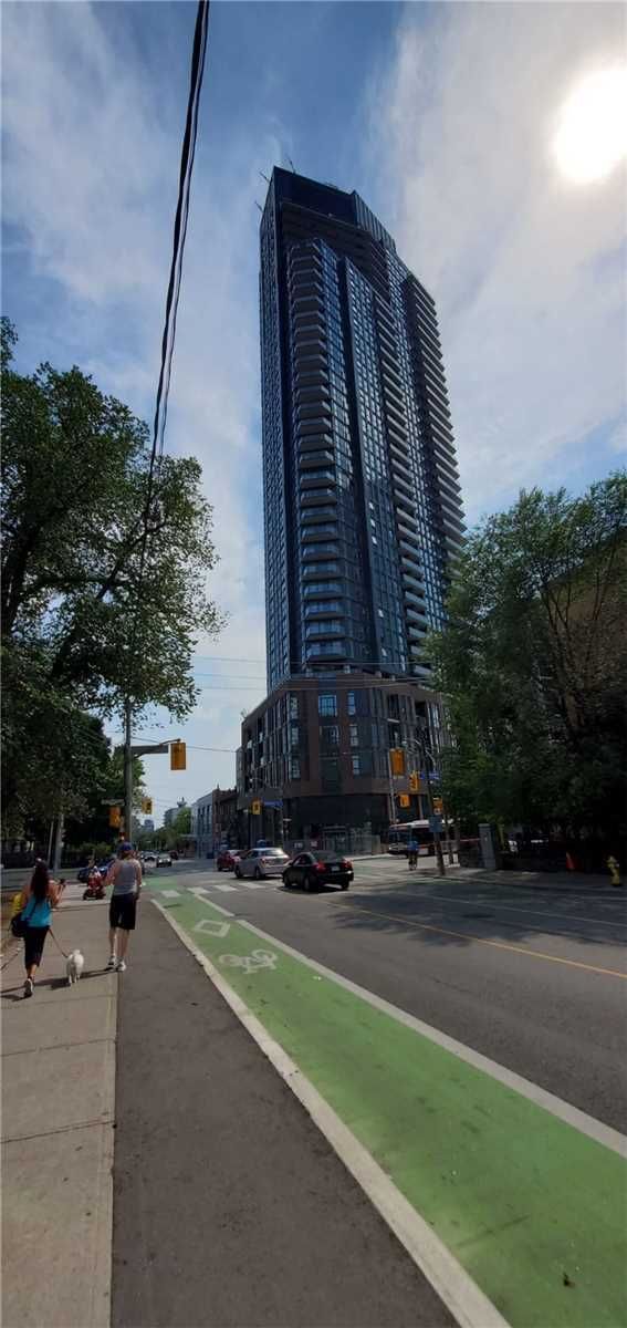 Preview image for 159 Wellesley St E #2009, Toronto