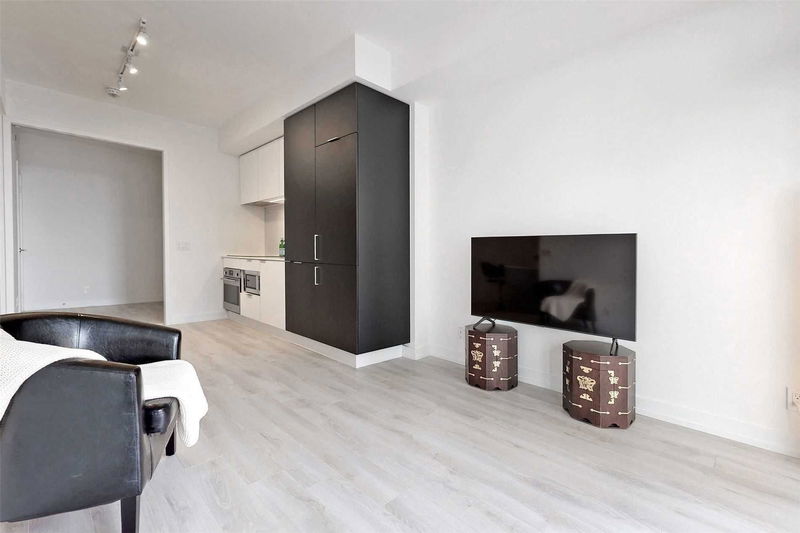 Preview image for 33 Helendale Ave #1301, Toronto