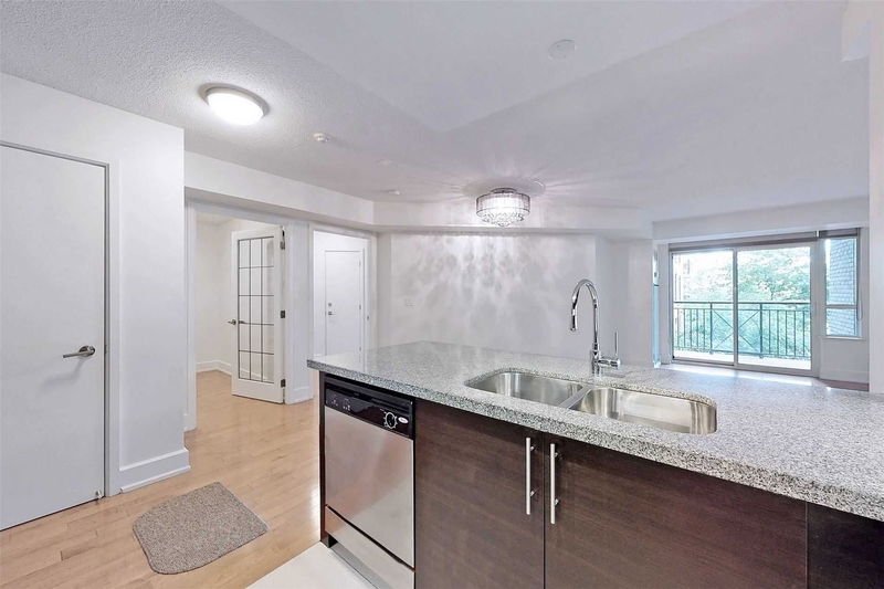 Preview image for 676 Sheppard Ave #301, Toronto