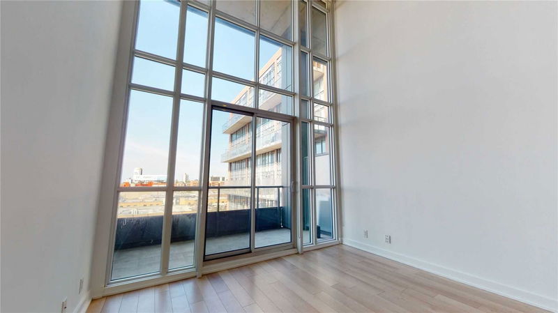 Preview image for 5 Hanna Ave #546, Toronto