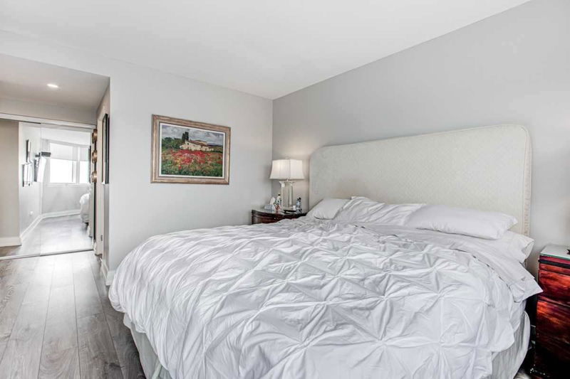 Preview image for 271 Ridley Blvd #1401, Toronto