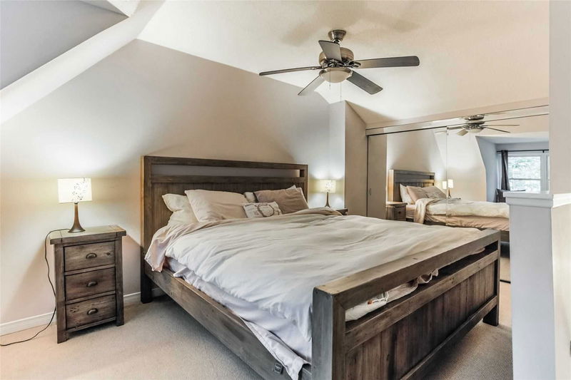Preview image for 5 Aitken Pl, Toronto