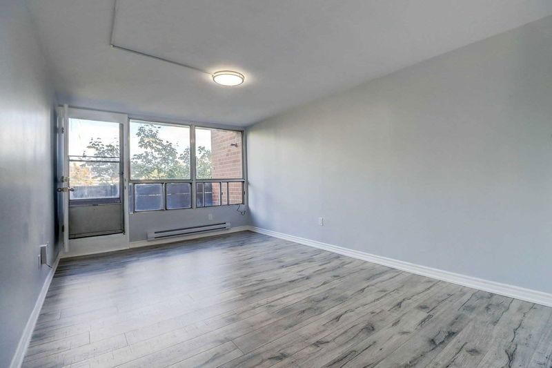 Preview image for 150 Leeward Glenway #204, Toronto