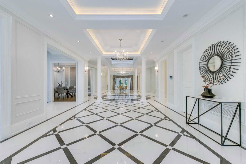 Preview image for 10 Berkindale Dr, Toronto