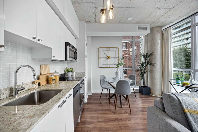 Preview image for 707 Dovercourt Rd #205, Toronto