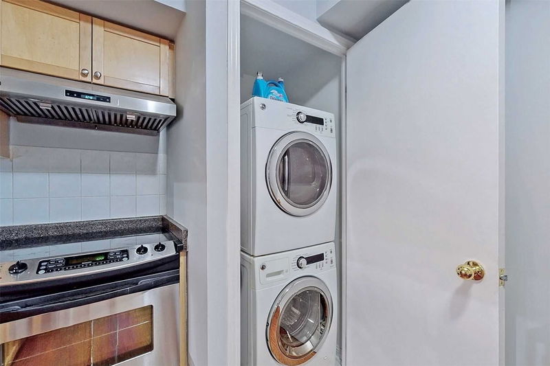 Preview image for 5 Everson Dr #1030, Toronto