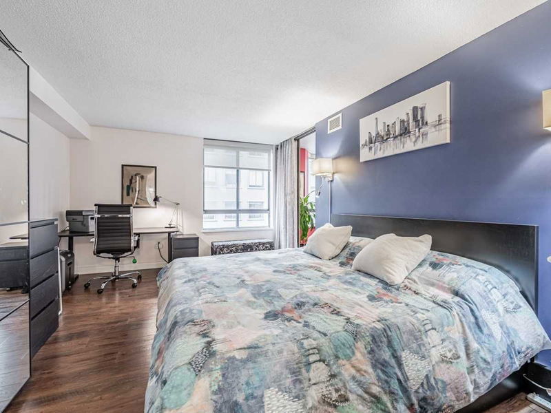 Preview image for 280 Simcoe St #708, Toronto