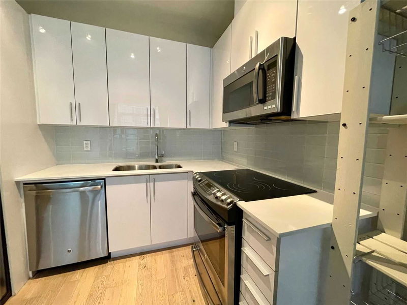 Preview image for 20 Bruyeres Mews #707, Toronto