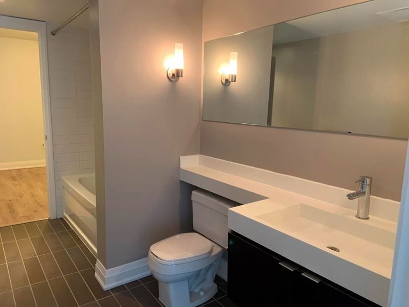 Preview image for 4K Spadina Ave #923, Toronto
