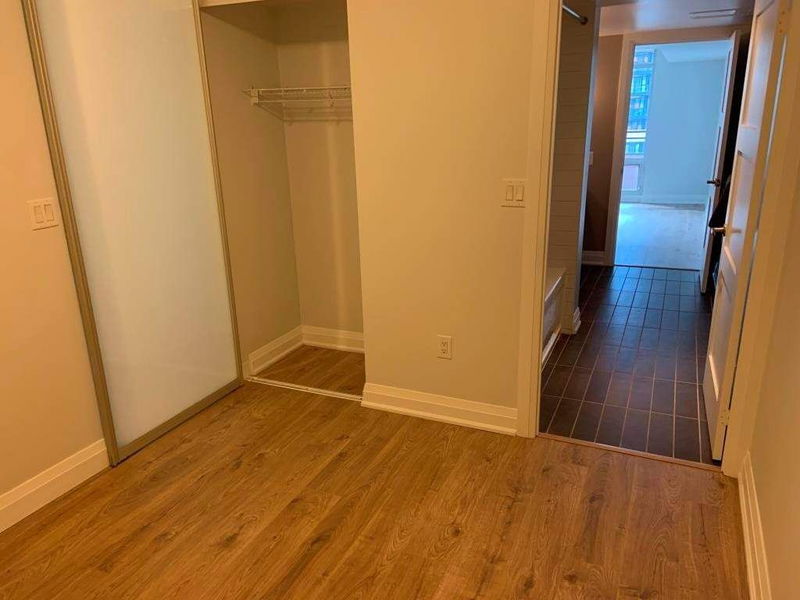 Preview image for 4K Spadina Ave #923, Toronto