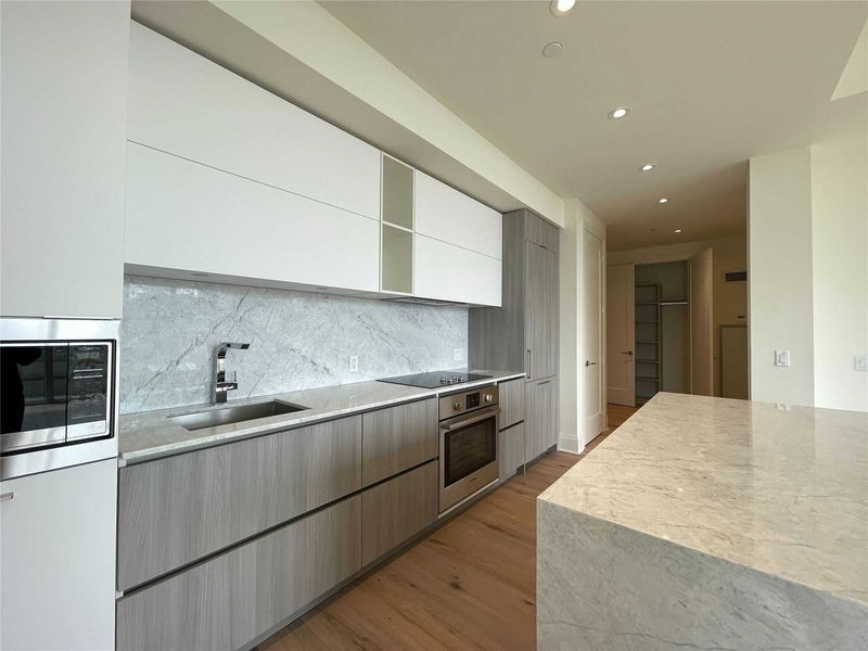 Preview image for 151 Avenue Rd W #906, Toronto