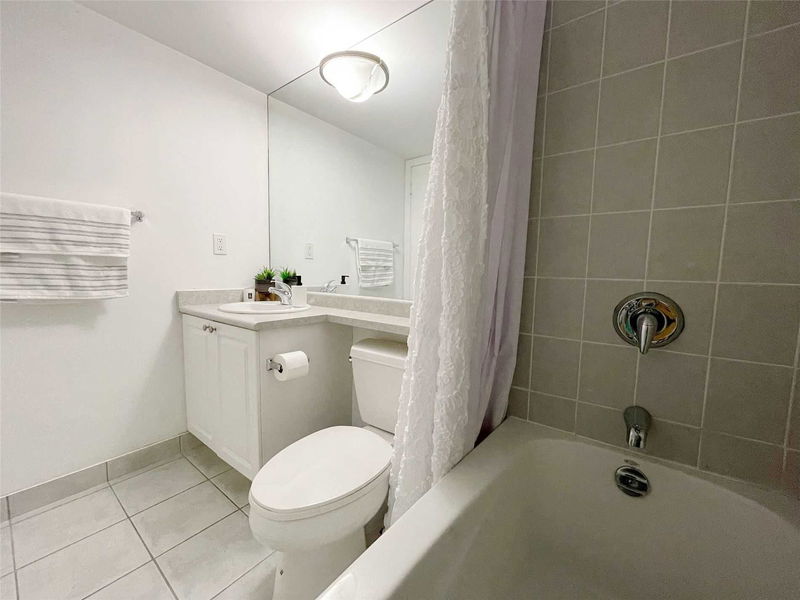 Preview image for 231 Fort York Blvd #921, Toronto