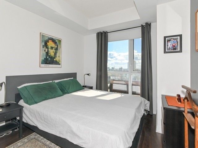 Preview image for 25 Cole St #1307, Toronto