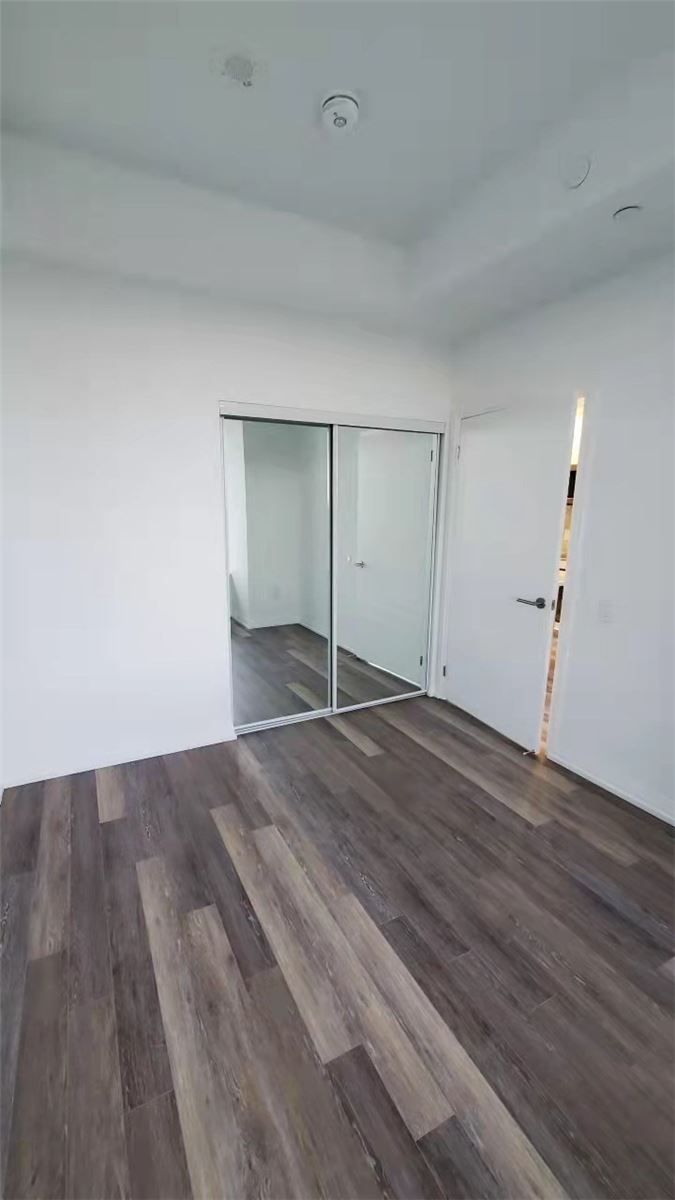 Preview image for 75 Canterbury Pl #2301, Toronto