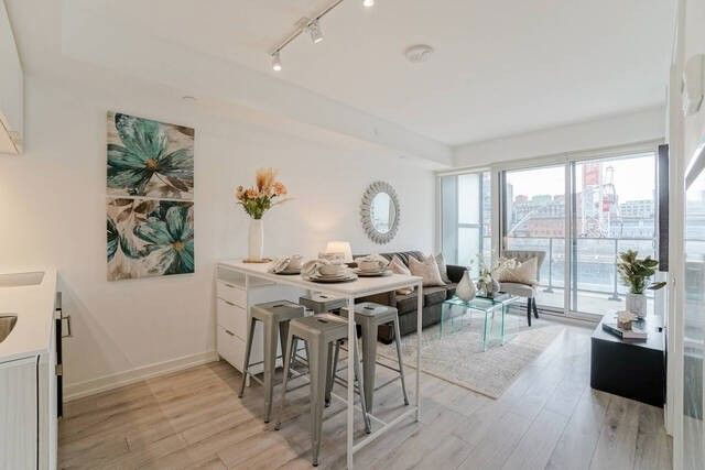 Preview image for 77 Shuter St #303, Toronto