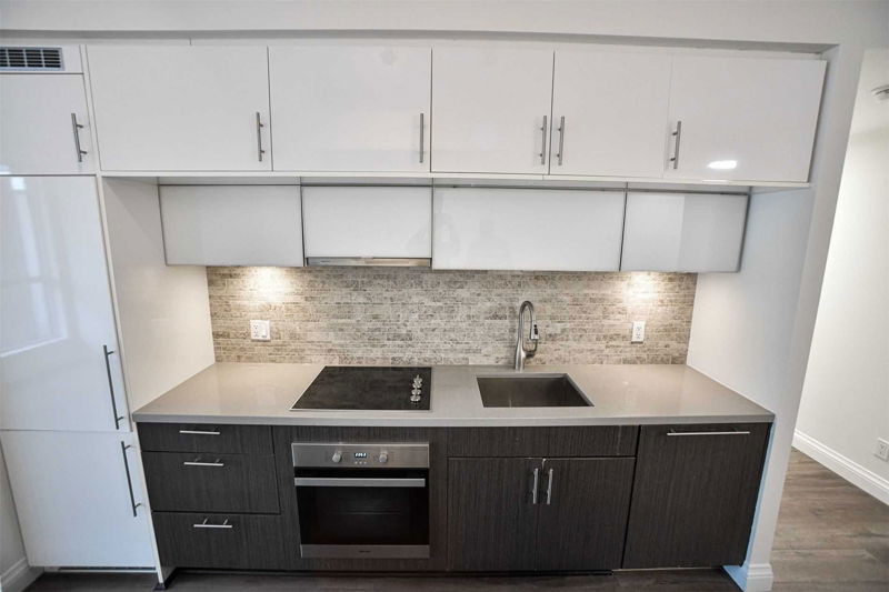 Preview image for 8 Mercer St #319, Toronto