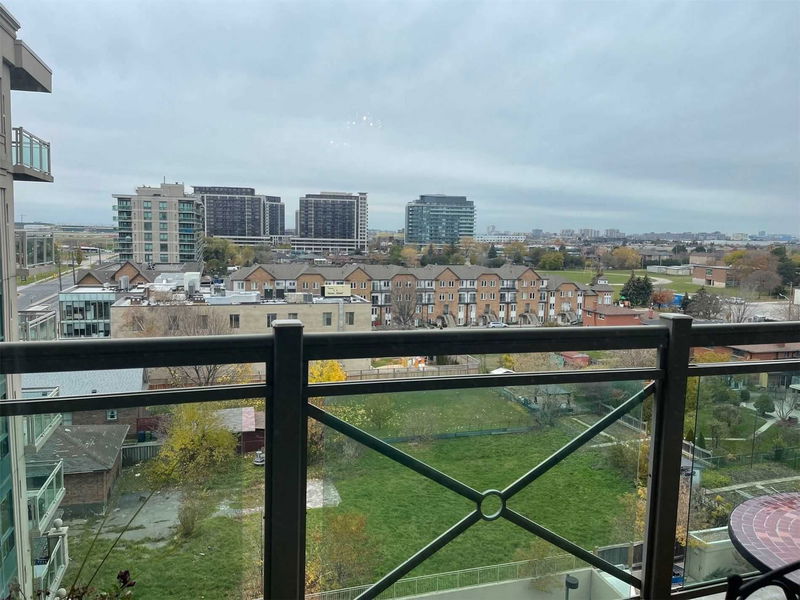 Preview image for 920 Sheppard Ave W #801, Toronto