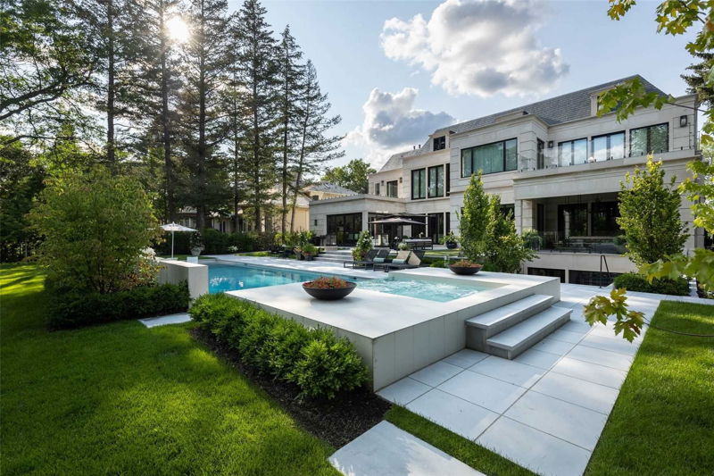 Preview image for 25 Country Lane, Toronto