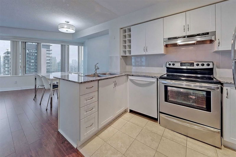 Preview image for 210 Victoria St #3711, Toronto