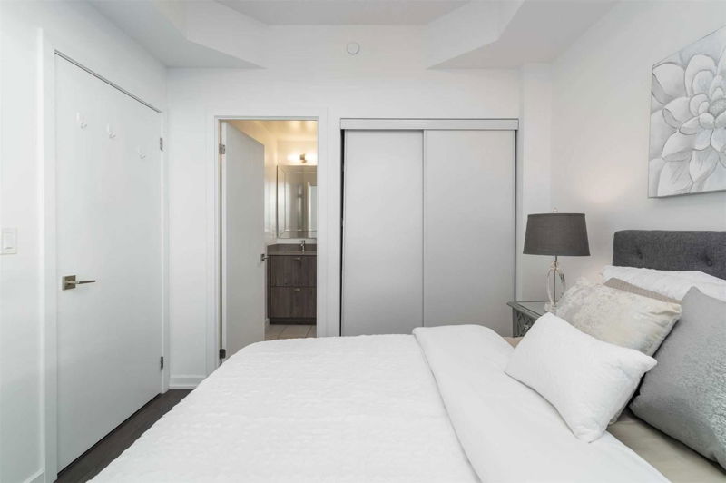 Preview image for 56 Forest Manor Rd #2705, Toronto