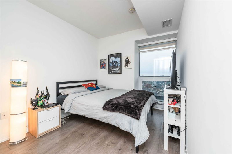 Preview image for 251 Jarvis St #3313, Toronto