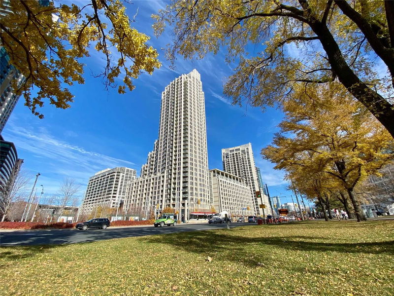 Preview image for 628 Fleet St #1002, Toronto