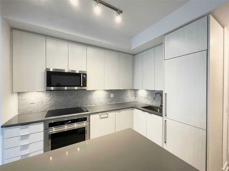 Preview image for 38 Iannuzzi St #528, Toronto