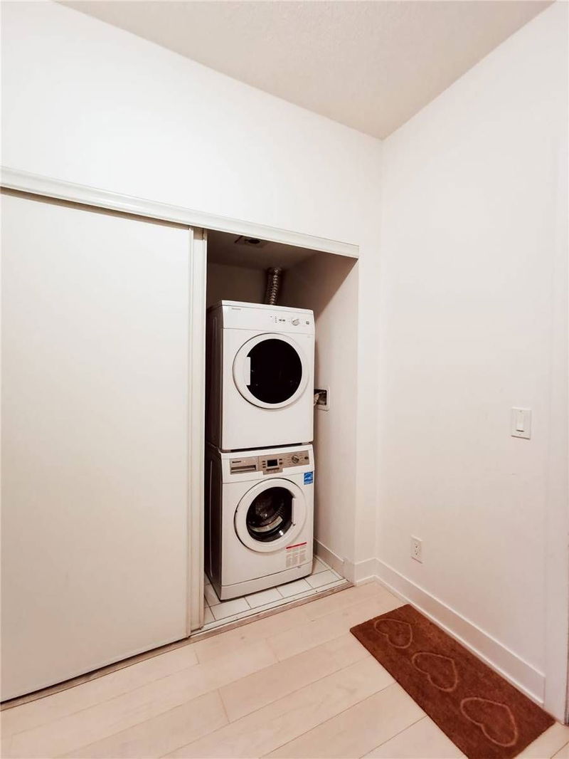 Preview image for 7 Kenaston Gdns #901, Toronto