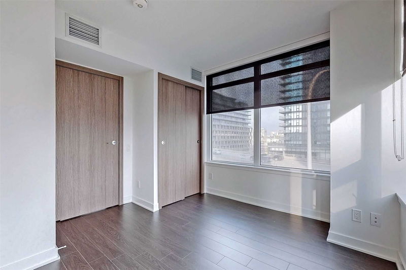 Preview image for 19 Bathurst St #706, Toronto