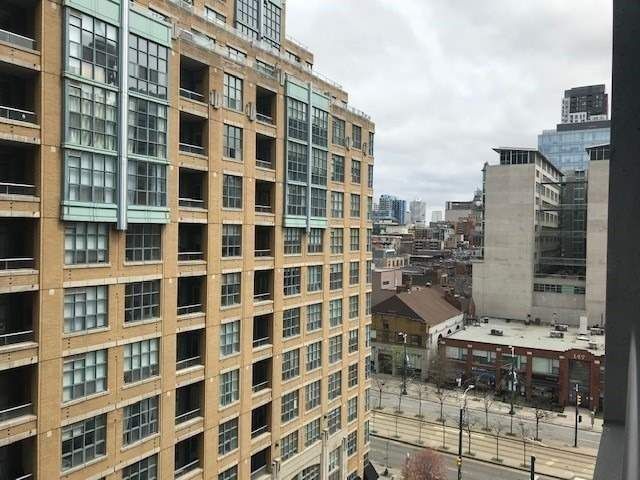 Preview image for 435 Richmond St W #801, Toronto