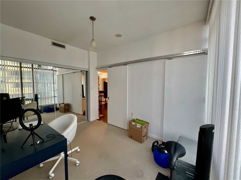 Preview image for 38 Grenville St #2609, Toronto
