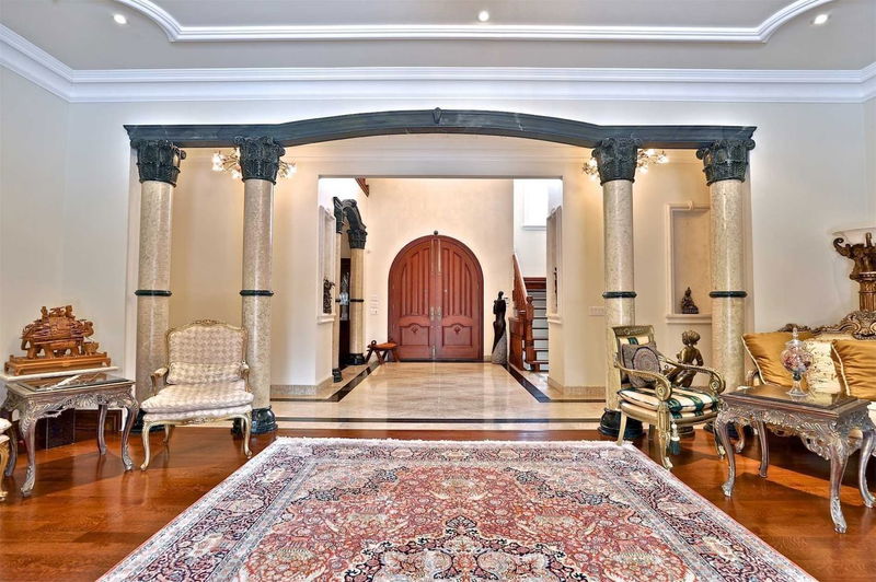 Preview image for 9 Post Rd, Toronto