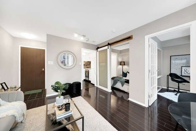 Preview image for 44 Gerrard St #608, Toronto