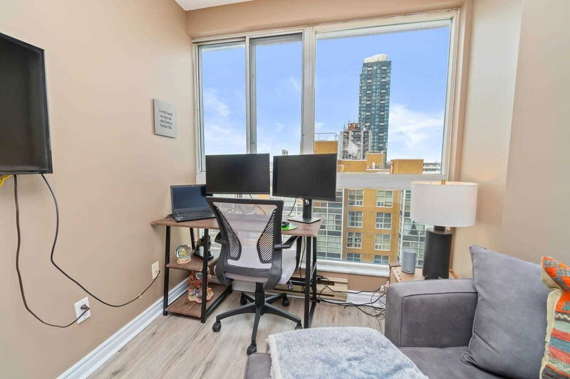 Preview image for 7 Broadway Ave #802, Toronto