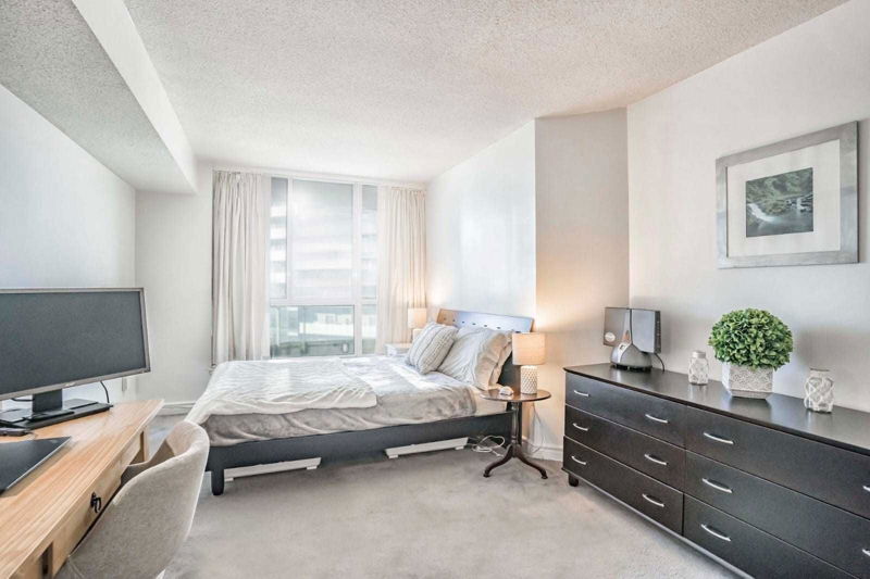 Preview image for 38 Elm St #3302, Toronto