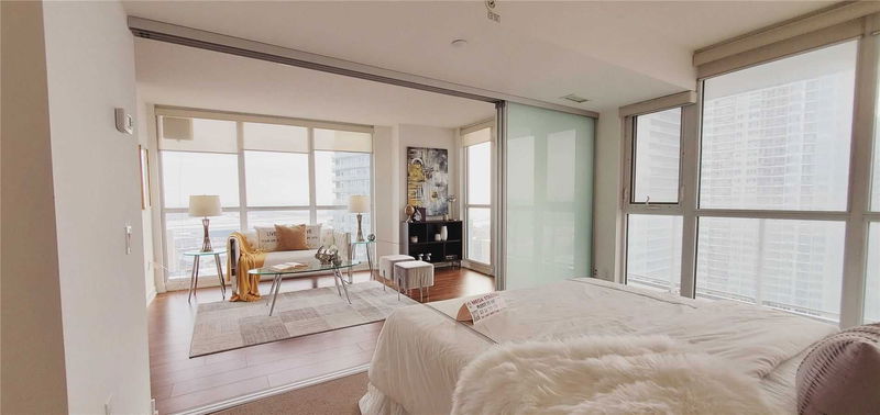 Preview image for 75 Queens Wharf Rd #2608, Toronto