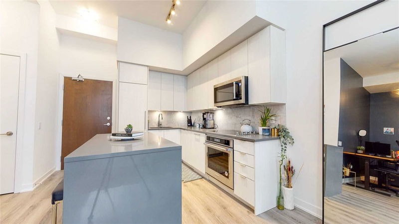 Preview image for 38 Iannuzzi St #215, Toronto